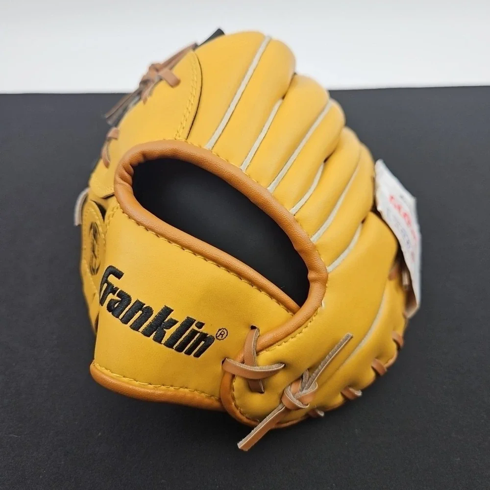 Franklin Youth‎ Field Master Series 11